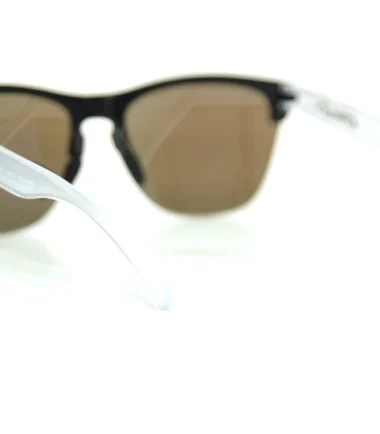 OAKLEY 9374 937402